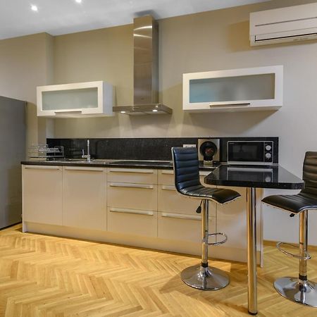 R Apartment Varna ภายนอก รูปภาพ